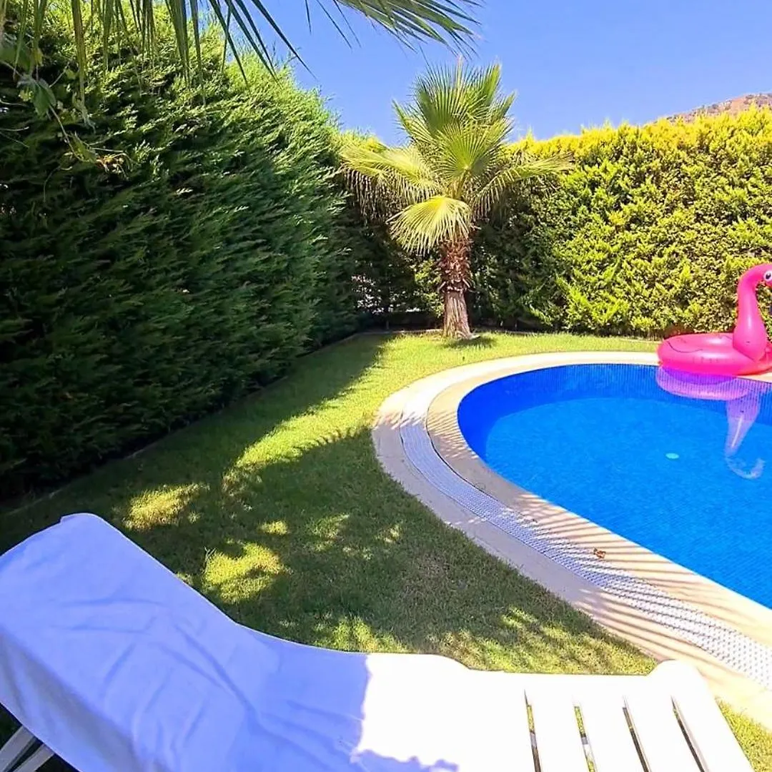 Bodrum Sea View Flower Villa